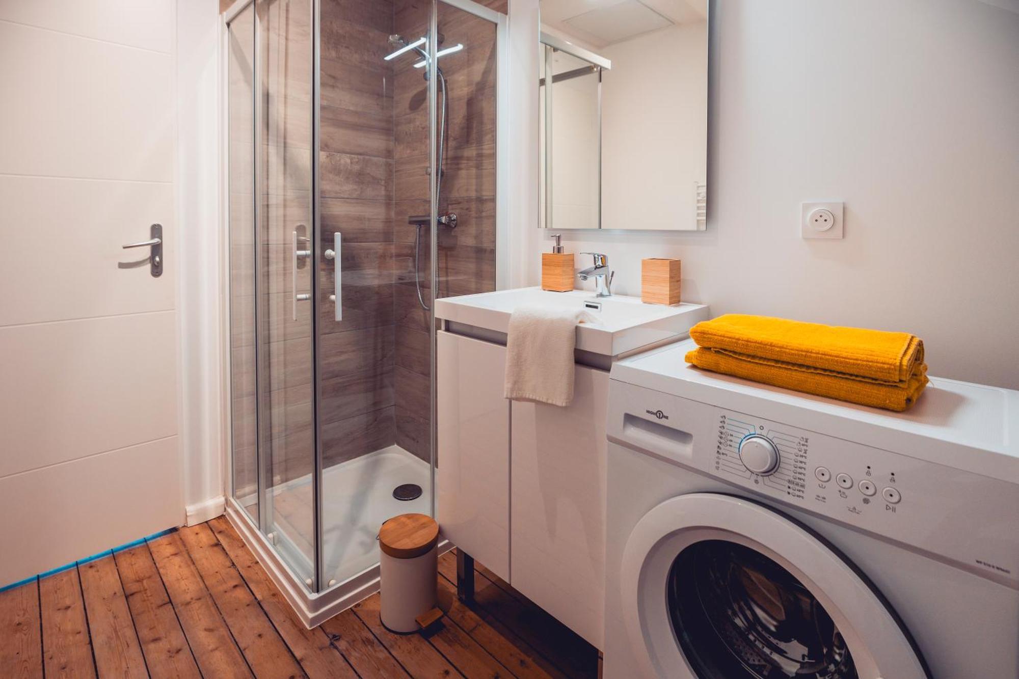 Loft Lumineux Tres Spacieux - Parking Gratuit Chateauroux Ngoại thất bức ảnh